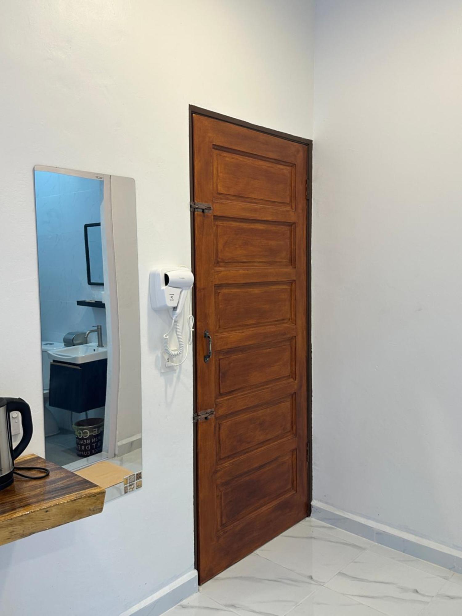 Guest House Gua Kelam Kaki Bukit Bagian luar foto