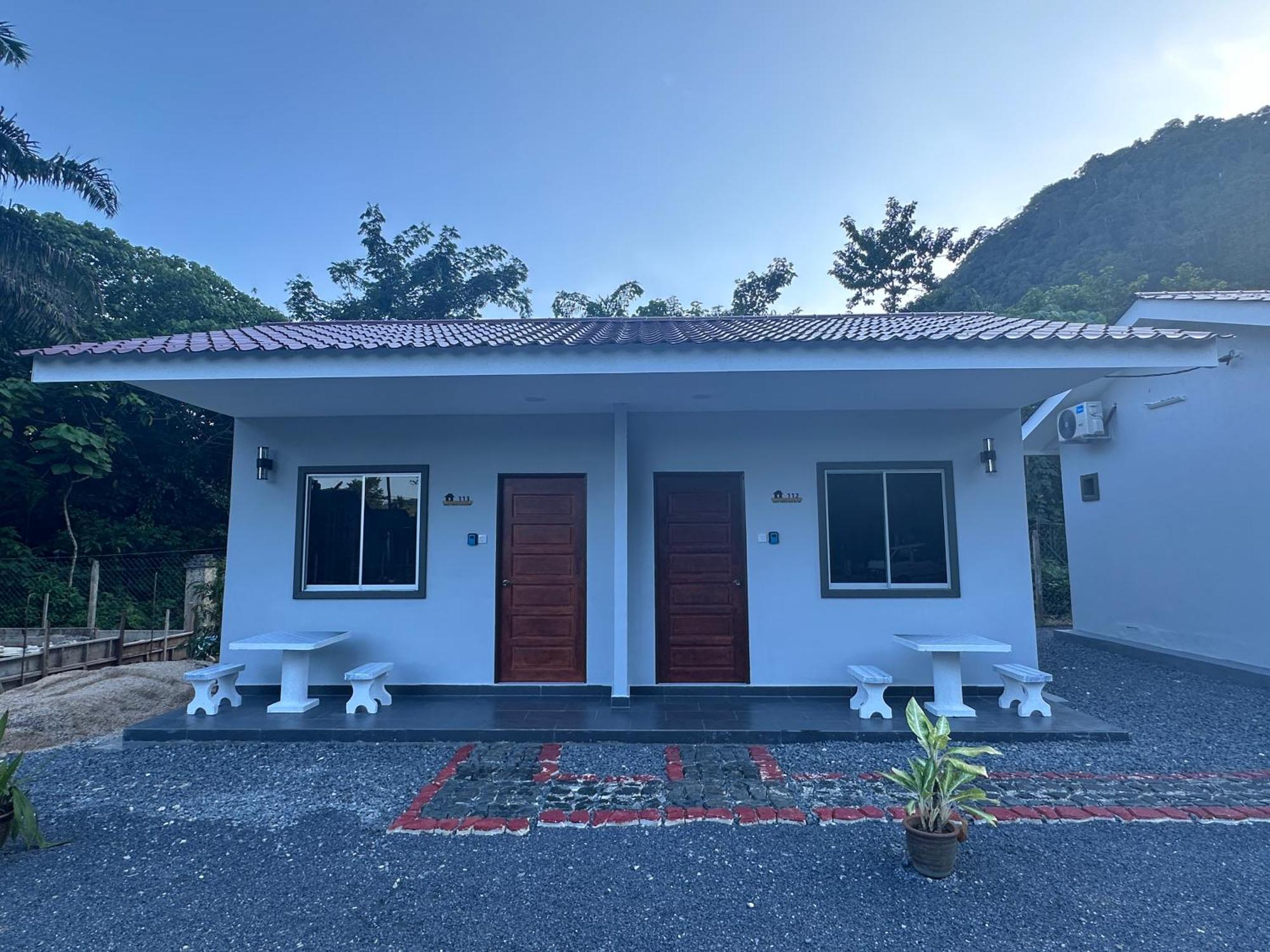 Guest House Gua Kelam Kaki Bukit Bagian luar foto